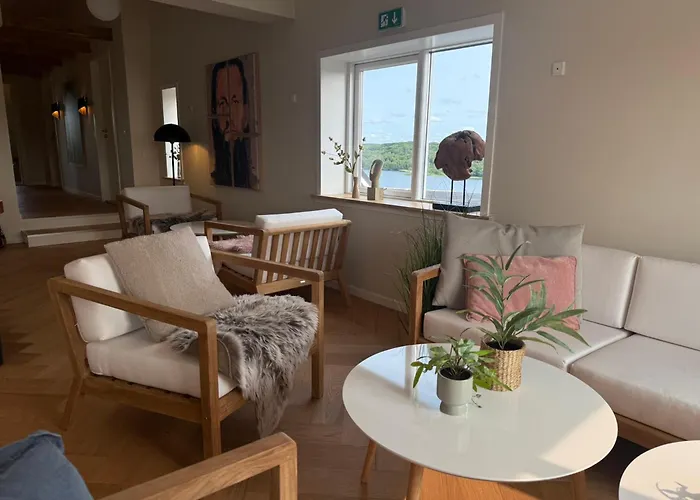 Bramslev Bakker Naturhotel Кемпинг Хобро